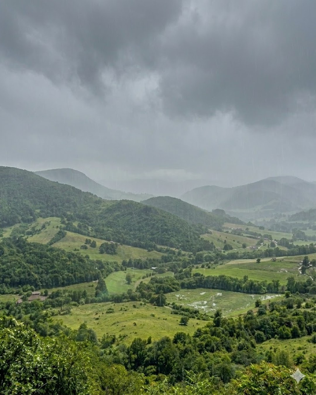 🚨 ALERTA-VIZINHO! Chuva forte e temporais chegam no Sul e Centro do Brasil