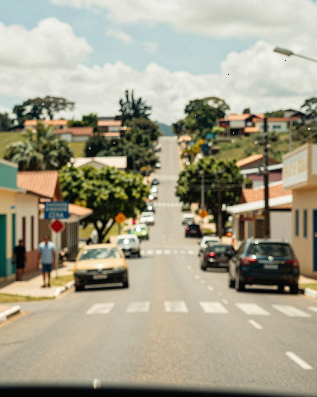 🚨 ATENÇÃO, VIZINHOS DE FLORIPA! Chuva forte e temporais nesta quinta