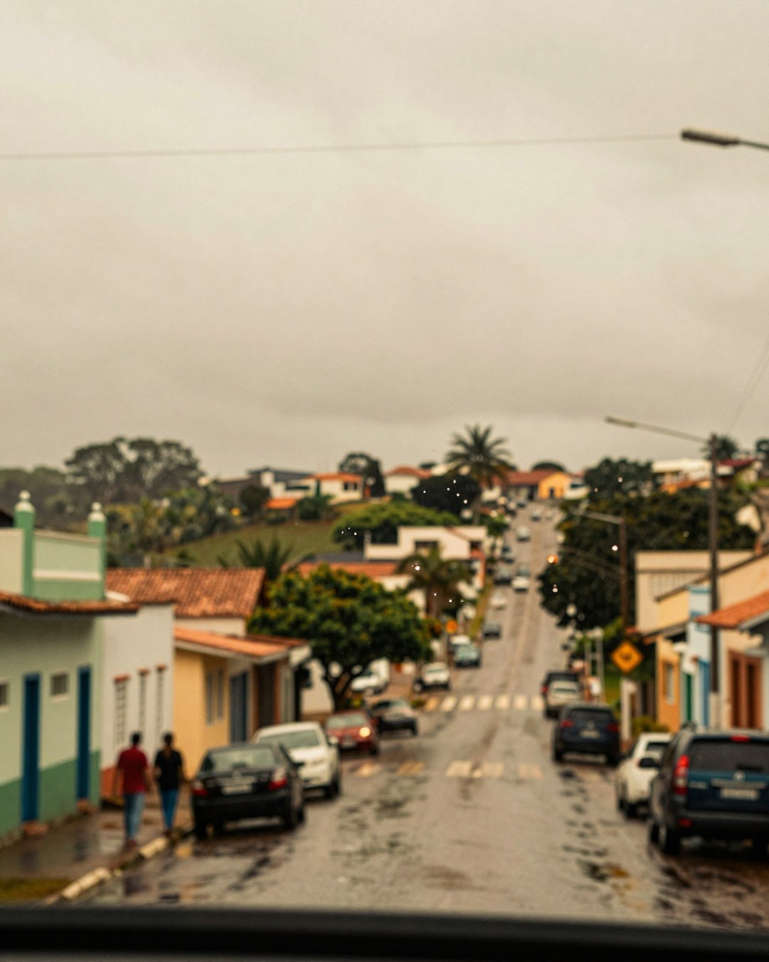 🚨 ALERTA-VIZINHO! São Paulo tem risco de chuva forte e temporais nesta quinta