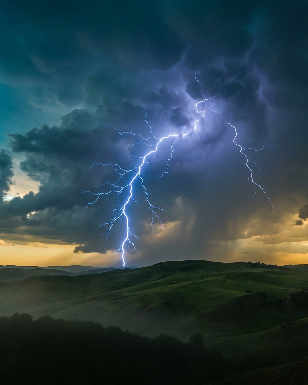 Observação meteorológica SDC/SC 26/08 12:00 – Temporais com rajadas de vento e granizo entre a sexta-feira (28) e o sábado (29)